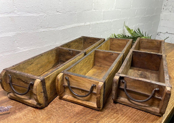 Vintage Rustic Wooden Double Brick Mould Display Shelf Storage Crate Planter