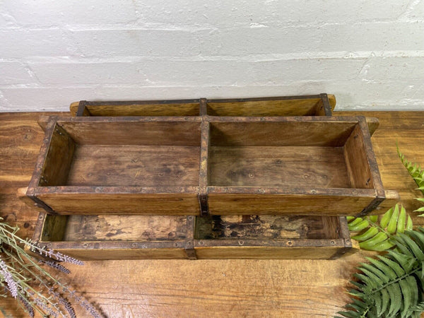 Vintage Rustic Wooden Double Brick Mould Display Shelf Storage Crate Planter