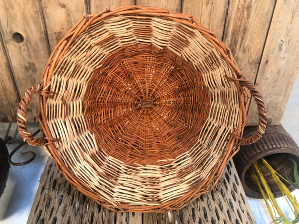 Large Vintage Hand Made Willow Storage Fruit Picking Log Linen Basket
