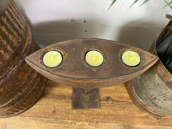 Vintage Rustic Hand Made Metal Iron Candle Tea Light Holder Sculpture