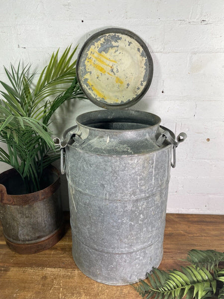 Vintage Large Rustic Galvanised French Milk Churn Garden Planter Wedding Prop