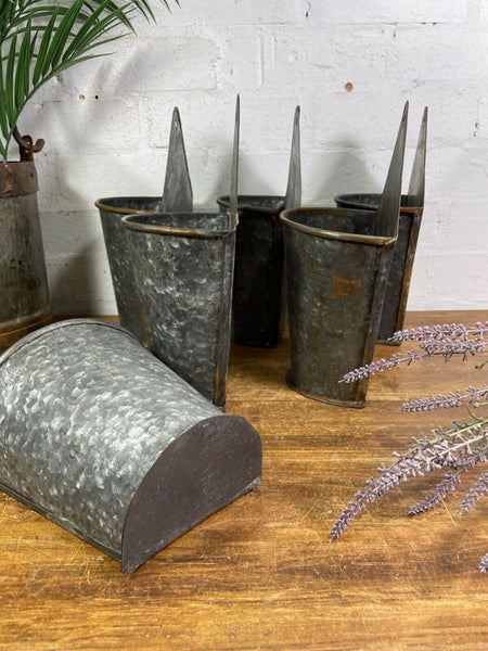 Vintage Rustic Reclaimed Galvanised Half Bucket Wall Planter Plant Pot Garden