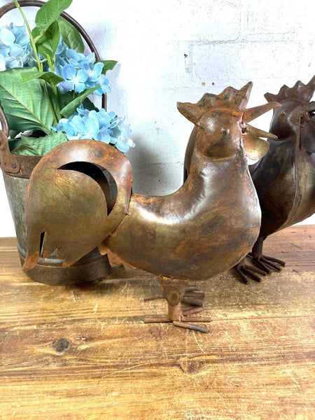 Rustic Reclaimed Hand Made Metal Rooster Chicken Garden Sculpture Ornament