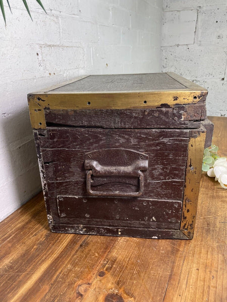Antique 19th Century Brass Wooden Indian Colonial Merchants Pay Clerk Cash Box