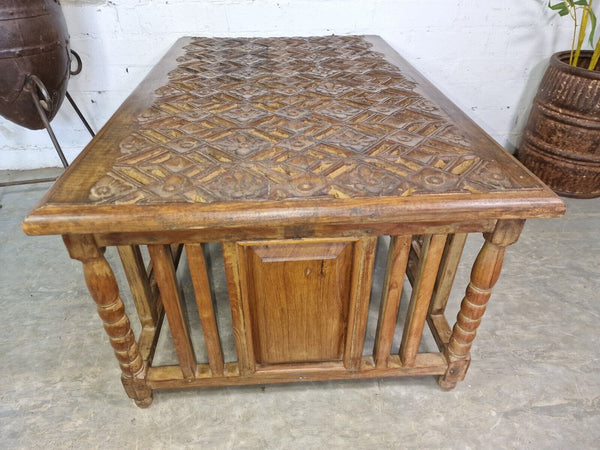 Antique Indian Colonial Hand Carved Solid Wooden Coffee Table