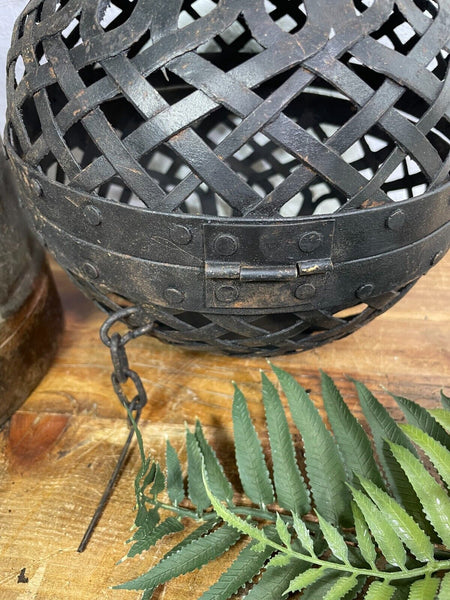 Rustic Handmade Metal Lattice Hanging Ball Candle Lantern