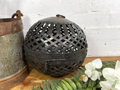 Rustic Handmade Metal Lattice Hanging Ball Candle Lantern
