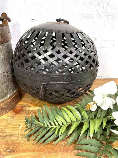 Rustic Handmade Metal Lattice Hanging Ball Candle Lantern