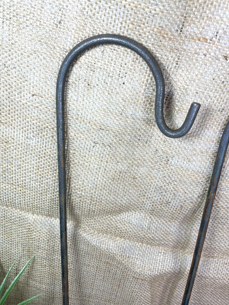 Rusty Rustic Heavy Duty Metal Crook Garden Lanter Hook Stake