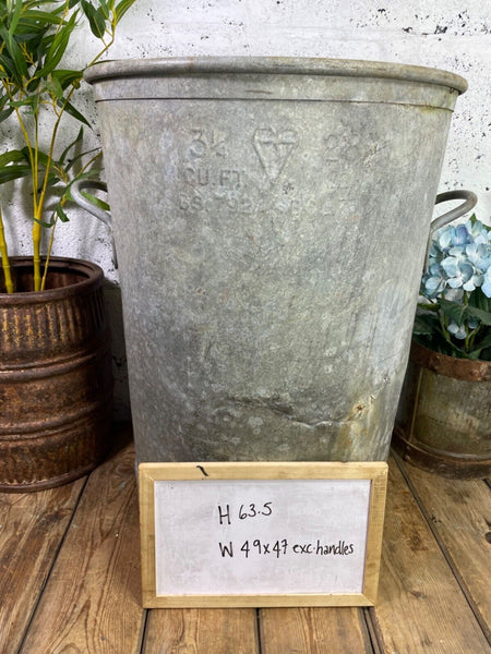 Vintage Large Heavy Duty Galvanised Feed Bin Garden Tub Pot Planter