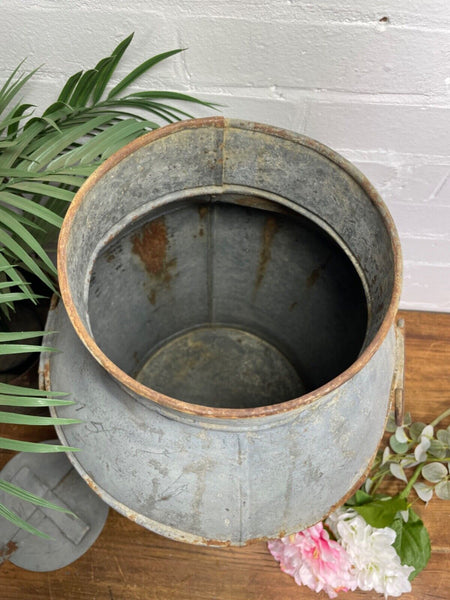 Vintage Large Rustic Galvanised Milk Churn Garden Planter Wedding Prop