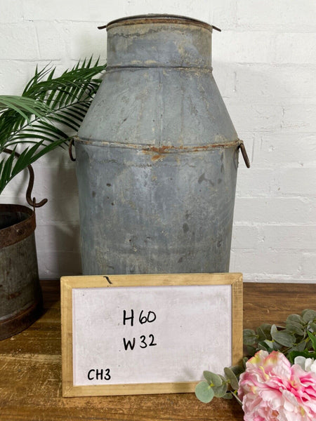 Vintage Large Rustic Galvanised Milk Churn Garden Planter Wedding Prop