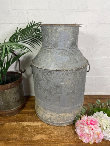 Vintage Large Rustic Galvanised Milk Churn Garden Planter Wedding Prop