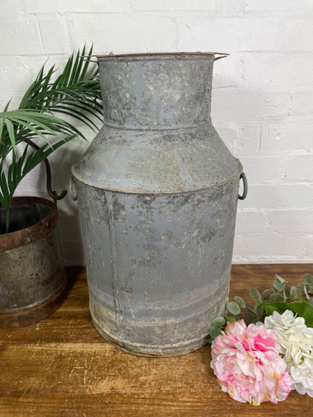 Vintage Large Rustic Galvanised Milk Churn Garden Planter Wedding Prop