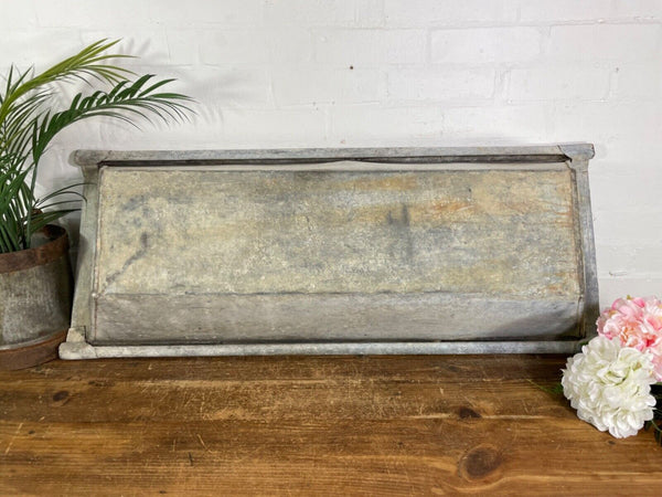 Vintage Large Galvanised Grape Hod Trough Garden Planter Pond Dog Bath Tub