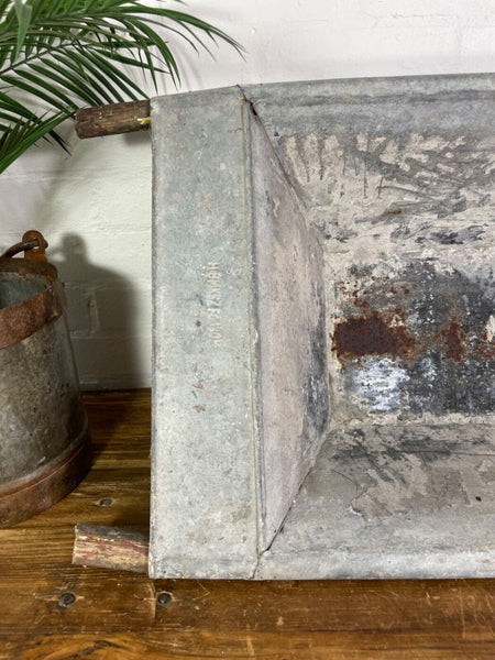 Vintage Large Galvanised Grape Hod Trough Garden Planter Pond Dog Bath Tub