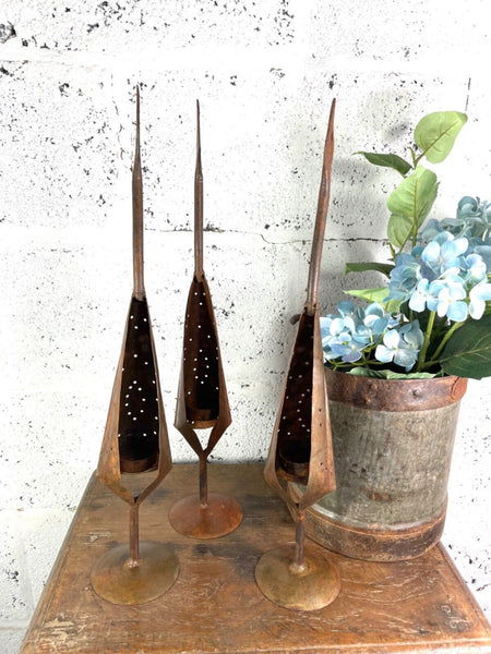 Rusty Reclaimed Recycled Metal Oil Drum Tin Swan Bird Tealight Candle Holder