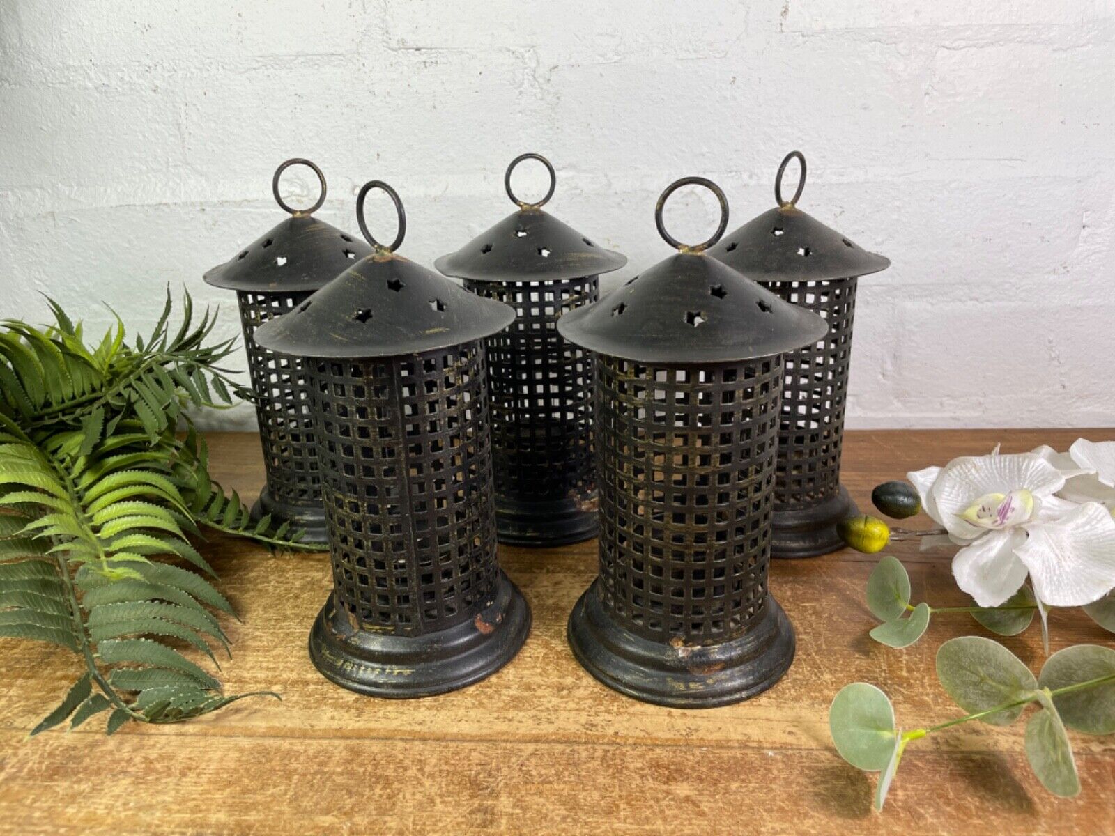 Rustic Reclaimed Vintage Style Hanging Candle Tealight Holder Lantern Lamp