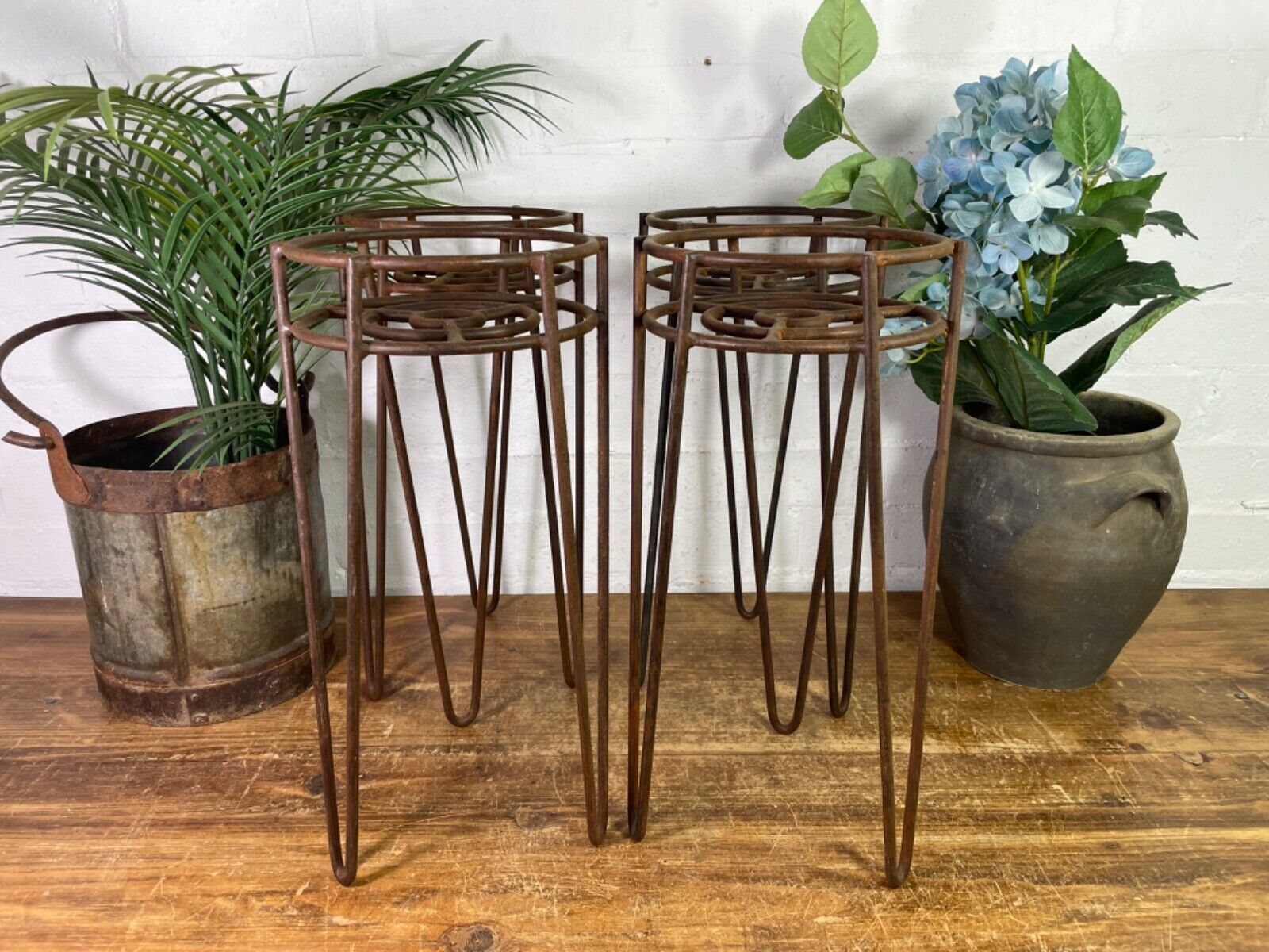 Rustic Reclaimed Heavy Duty Metal Plant Pot Holder Stand