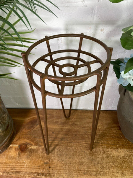 Rustic Reclaimed Heavy Duty Metal Plant Pot Holder Stand
