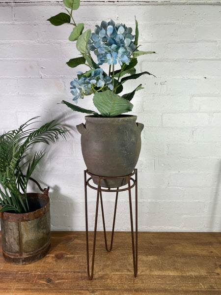 Rustic Reclaimed Heavy Duty Metal Plant Pot Holder Stand