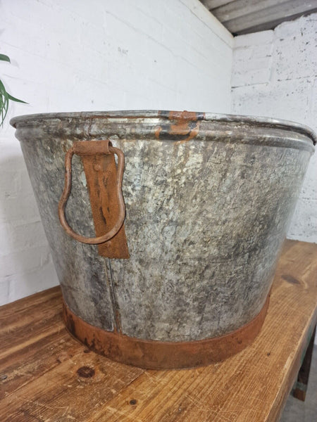 Rustic Reclaimed Large 4ft Galvanised Trough Garden Planter Bath Tub Ice Bucket