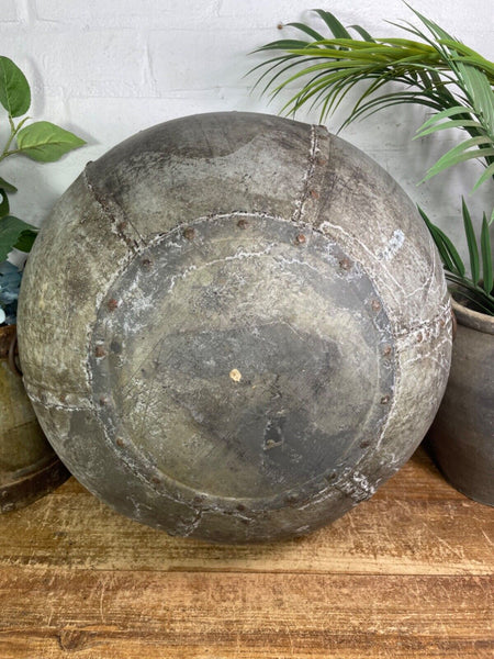 XL Large Vintage Rustic Hand Beaten Riveted Indian Water Pot Vase Garden Planter
