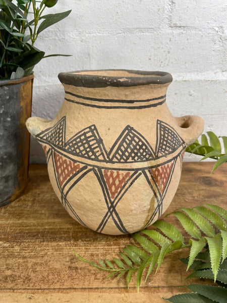 Vintage Moroccan Hand Made Rustic Wabi Sabi Berber Rif Pot Dry Flower Vase