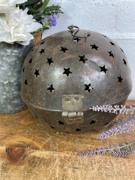 Vintage Rustic Reclaimed Metal Iron Hanging Candle Holder Lantern Wedding Prop