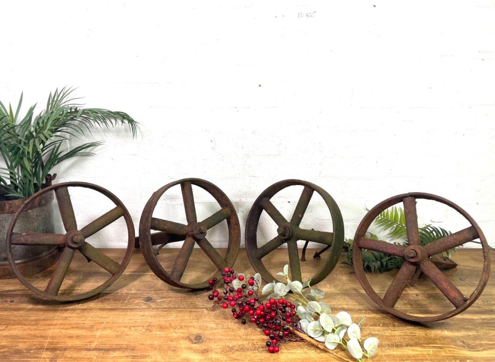 Antique Vintage Cast Iron Set 4 Chicken Shepherds Hut Wheels