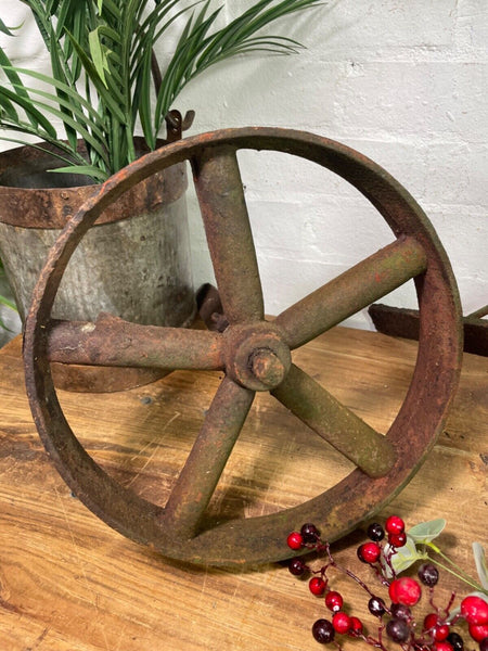 Antique Vintage Cast Iron Set 4 Chicken Shepherds Hut Wheels