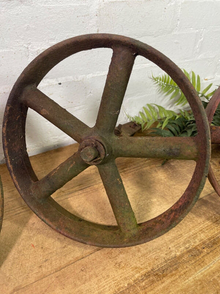 Antique Vintage Cast Iron Set 4 Chicken Shepherds Hut Wheels