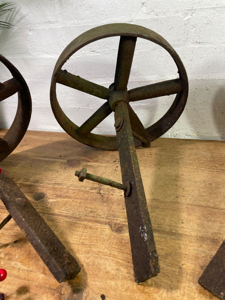 Antique Vintage Cast Iron Set 4 Chicken Shepherds Hut Wheels