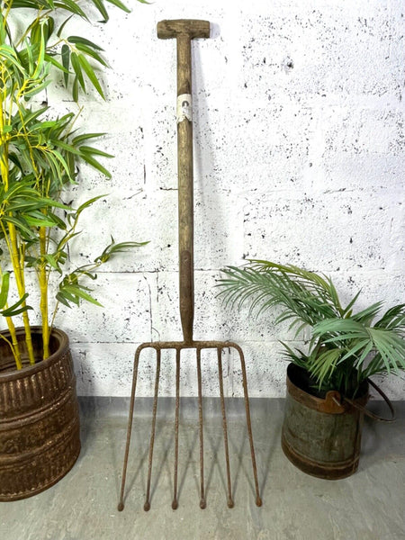 Antique Vintage Hay Fork Farming Agricultural Garden Tool Display Props