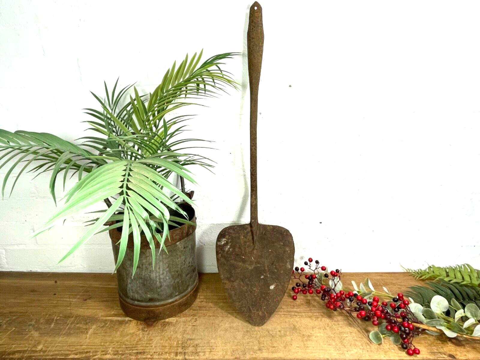 Antique Vintage Made In England Farming Agricultural Garden Tool Turf Spade