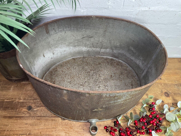 Vintage Lister Made In England Agricultural Milking Bucket Tub Garden Planter