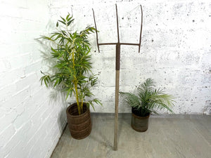 Antique Vintage Hay Pitch Fork Farming Agricultural Garden Tool Display Props