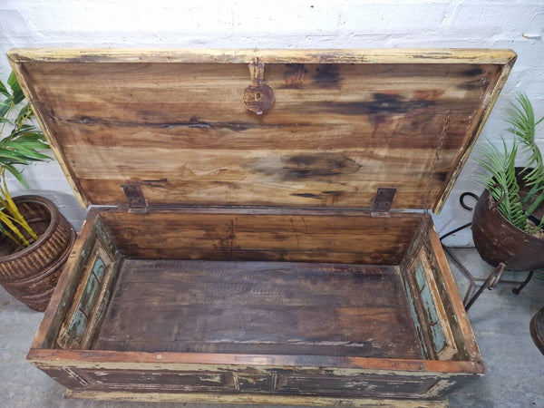 Vintage Reclaimed Indian Wooden Trunk Blanket Box Chest Ottoman Coffee Table