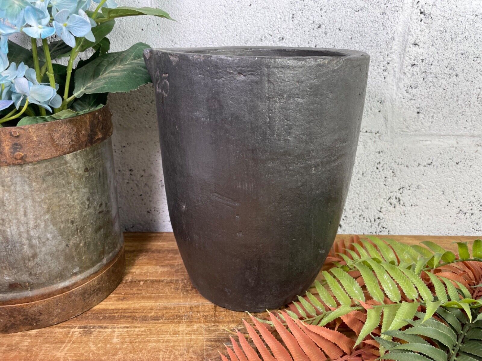 Vintage Rustic Smelting Casting Crucible Plant Pot Garden Planter