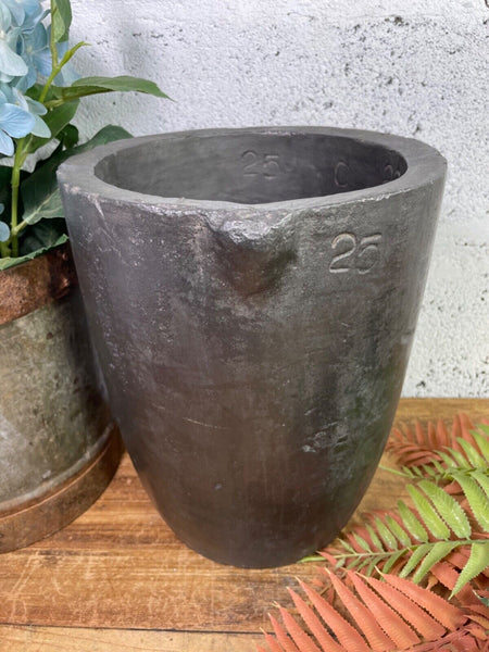 Vintage Rustic Smelting Casting Crucible Plant Pot Garden Planter