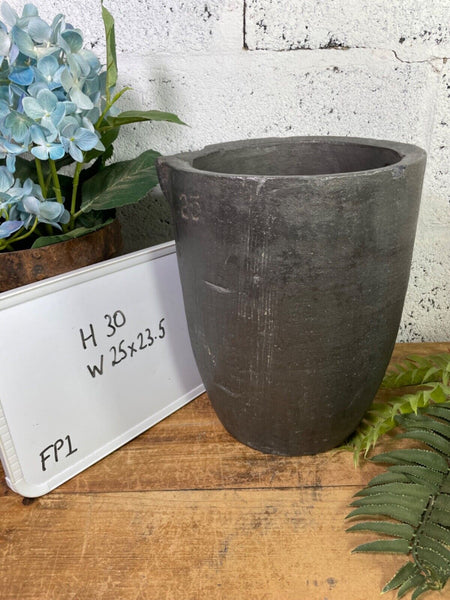 Vintage Rustic Smelting Casting Crucible Plant Pot Garden Planter
