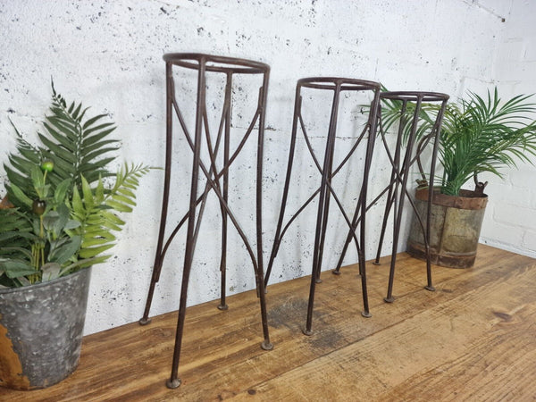 Rustic Reclaimed Heavy Duty Metal Plant Pot Holder Stand