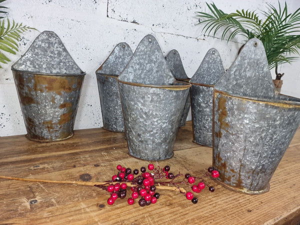Vintage Rustic Reclaimed Galvanised Half Bucket Wall Planter Plant Pot Garden
