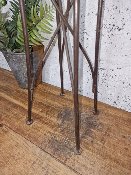 Rustic Reclaimed Heavy Duty Metal Plant Pot Holder Stand