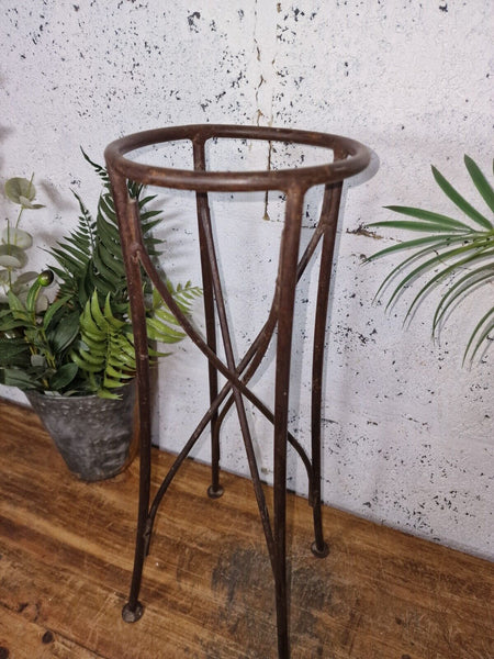 Rustic Reclaimed Heavy Duty Metal Plant Pot Holder Stand