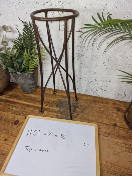Rustic Reclaimed Heavy Duty Metal Plant Pot Holder Stand