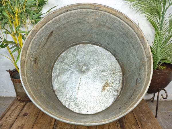 XL Large Round Galvanised Metal Feeder Trough Garden Planter Tub Wildlife Pond