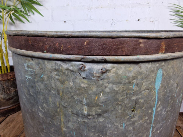 XL Large Round Galvanised Metal Feeder Trough Garden Planter Tub Wildlife Pond