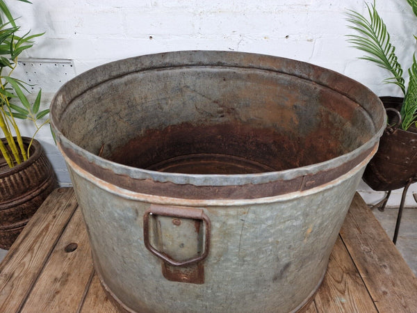 XL Large Round Galvanised Metal Feeder Trough Garden Planter Tub Wildlife Pond