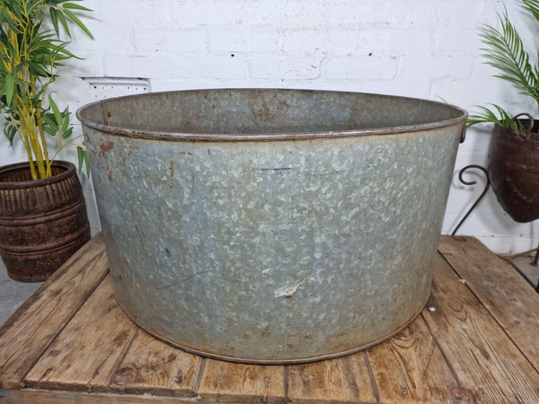 XL Large Round Galvanised Metal Feeder Trough Garden Planter Tub Wildlife Pond